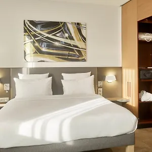 Hotel Paris Nord 18eme ****