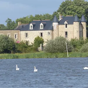 Bed & Breakfast Domaine De Kerbillec ***