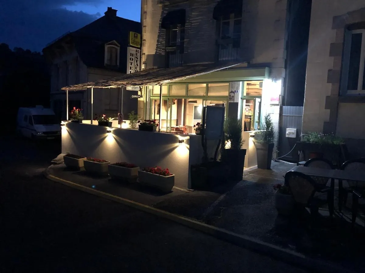 Logis Hotel Le Relais Des Remparts Allanche